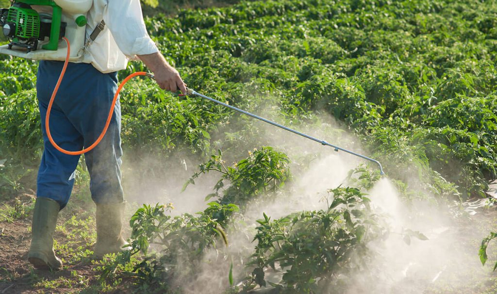 Industrial Chemicals and Pesticides : Threats to Water Quality