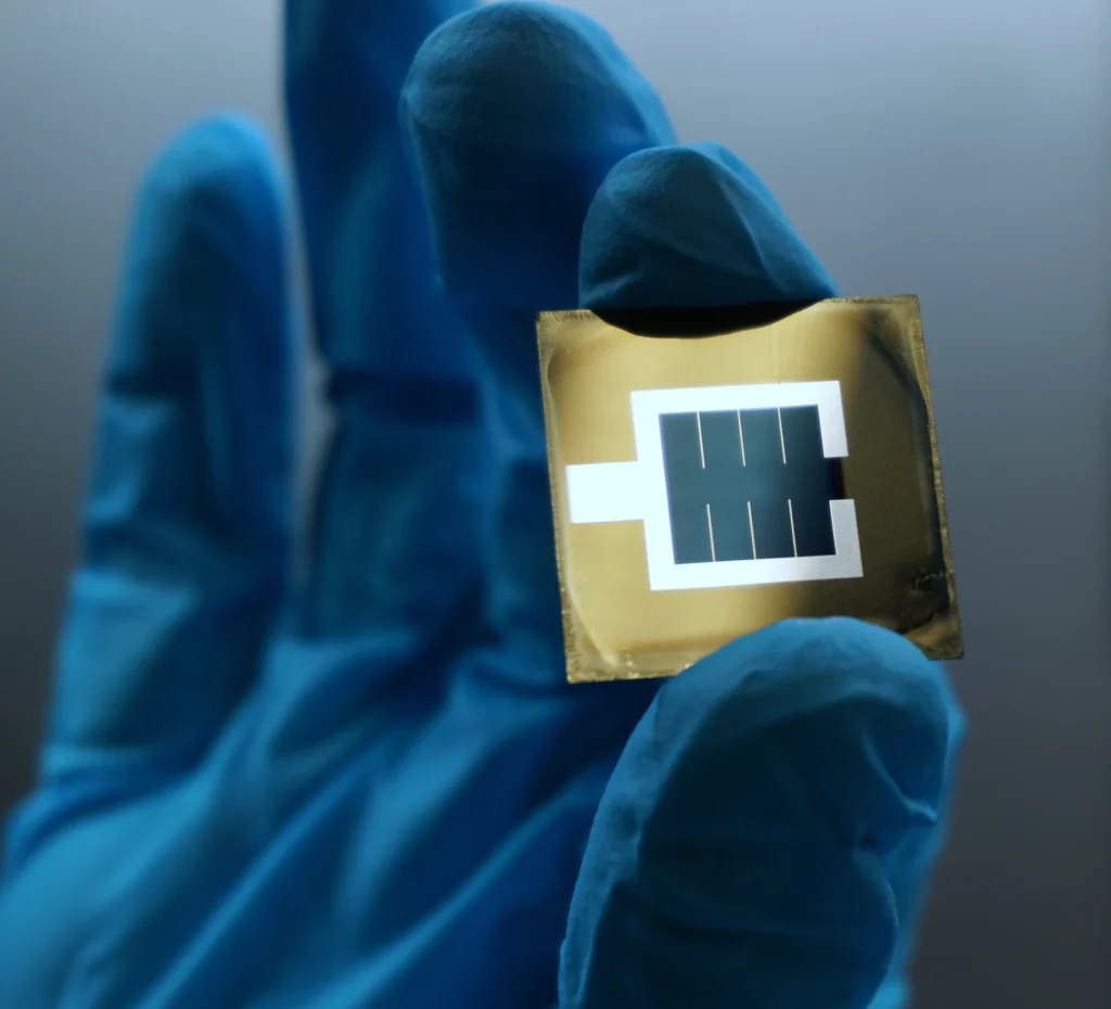 LONGi Sets New World Record for Solar Cell Efficiency in 2023