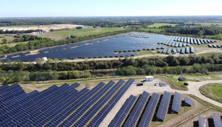 Veolia transforms its landfills into solar power plants, providing 300 MW of renewable energy in France.