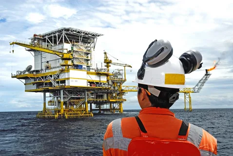 Curtiss-Wright and Petrobras team up on subsea seal-less canned motor boosting system.