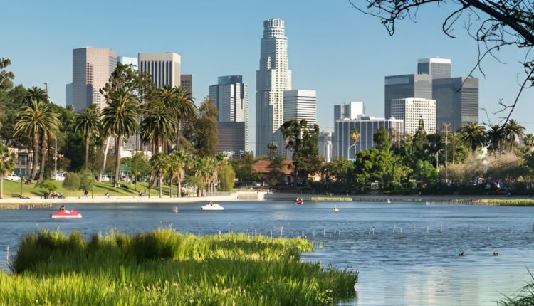 Jacobs secures 10-year contract to manage California water reuse facility.