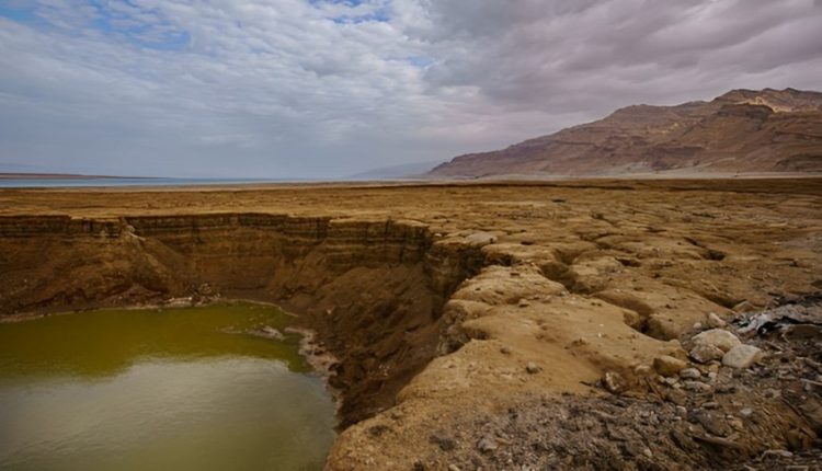 French Consortium Secures $5B Desalination Contract for Jordan's Largest Infrastructure Project.
