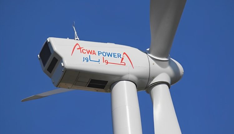 ACWA Power secures $692 million financing for Egyptian wind farm.
